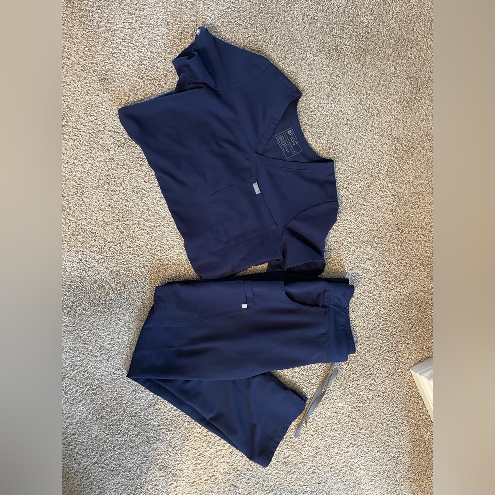 Figs Scrubs size Medium set